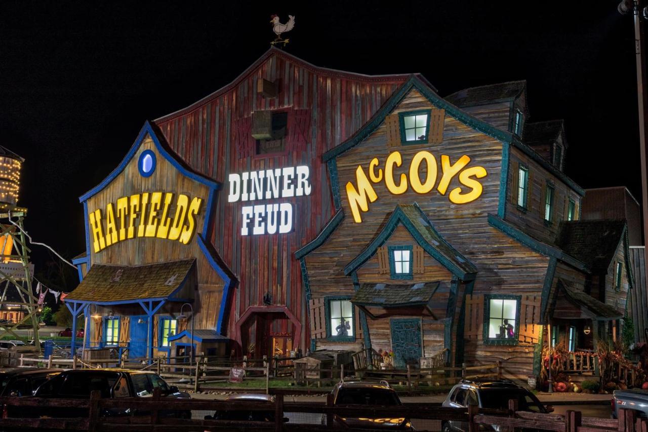 5Bd5B Escape Cabin With 2 Hottubs, Thtr &Game Rm,1Mi To The Parkway! 4Mi To Dollywood - Spring Deal Pigeon Forge Eksteriør bilde