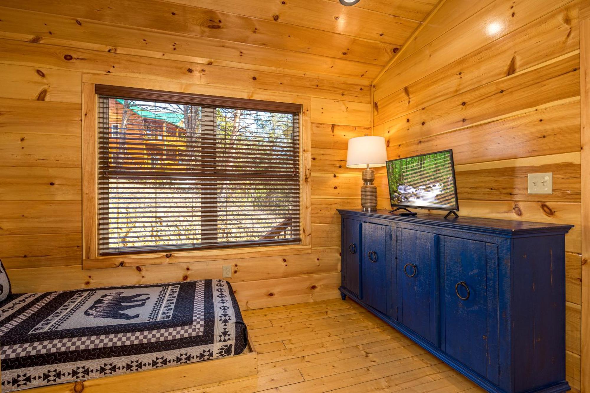 5Bd5B Escape Cabin With 2 Hottubs, Thtr &Game Rm,1Mi To The Parkway! 4Mi To Dollywood - Spring Deal Pigeon Forge Eksteriør bilde