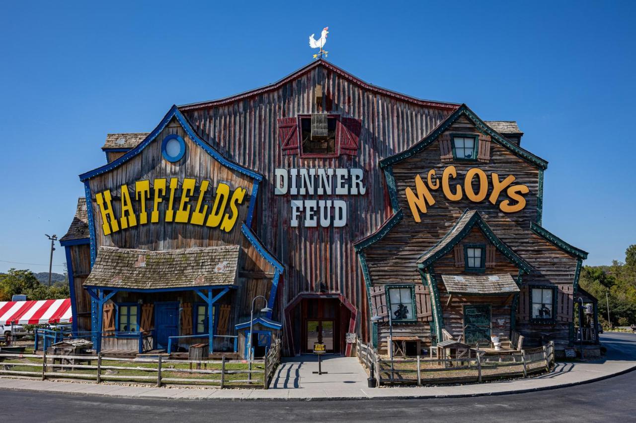5Bd5B Escape Cabin With 2 Hottubs, Thtr &Game Rm,1Mi To The Parkway! 4Mi To Dollywood - Spring Deal Pigeon Forge Eksteriør bilde